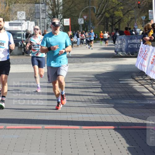 12.04.2026 - 45. Internationalen Wilhelmsburger Insellauf Strokosch-Dieckow http://msf.ph/oto/9451910 12.04.2026 10:32:29 Ziel 4844, 3666, 3905, 5449 meine-sportfotos.de
