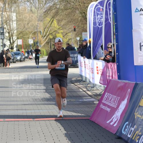 12.04.2026 - 45. Internationalen Wilhelmsburger Insellauf Strokosch-Dieckow http://msf.ph/oto/9451934 12.04.2026 10:20:19 Ziel 4162 meine-sportfotos.de