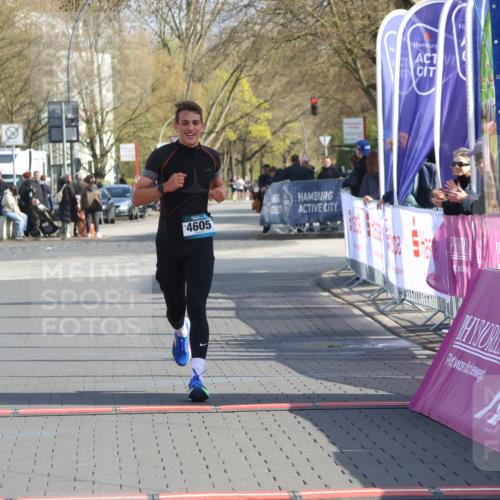 12.04.2026 - 45. Internationalen Wilhelmsburger Insellauf Strokosch-Dieckow http://msf.ph/oto/9451955 12.04.2026 10:20:32 Ziel 4605 meine-sportfotos.de