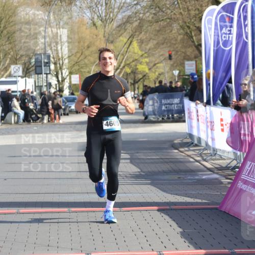12.04.2026 - 45. Internationalen Wilhelmsburger Insellauf Strokosch-Dieckow http://msf.ph/oto/9451964 12.04.2026 10:20:33 Ziel 4605 meine-sportfotos.de