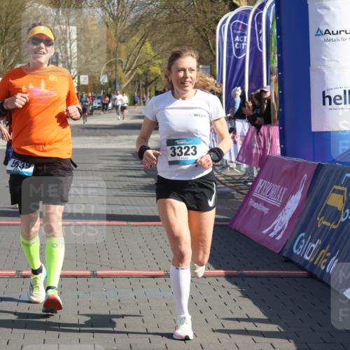 12.04.2026 - 45. Internationalen Wilhelmsburger Insellauf Strokosch-Dieckow http://msf.ph/oto/9452032 12.04.2026 10:33:05 Ziel 4150, 3296, 3323, 5639, 2071 meine-sportfotos.de