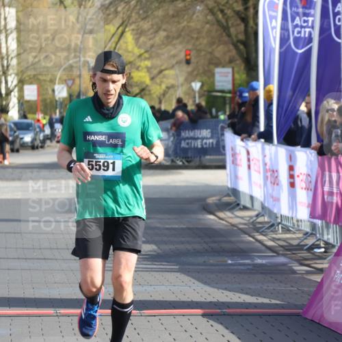 12.04.2026 - 45. Internationalen Wilhelmsburger Insellauf Strokosch-Dieckow http://msf.ph/oto/9452072 12.04.2026 10:21:25 Ziel 5591 meine-sportfotos.de