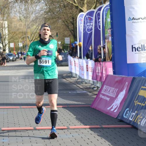 12.04.2026 - 45. Internationalen Wilhelmsburger Insellauf Strokosch-Dieckow http://msf.ph/oto/9452092 12.04.2026 10:21:26 Ziel 5591 meine-sportfotos.de