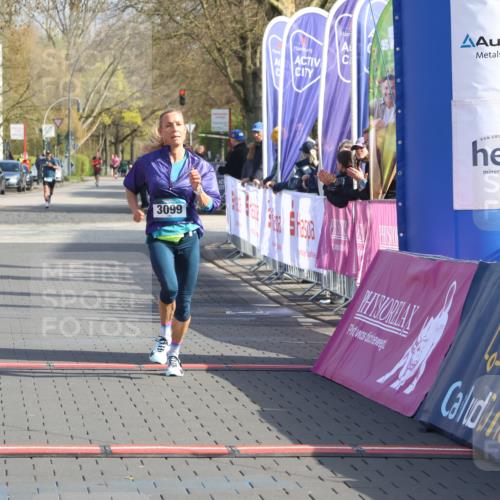 12.04.2026 - 45. Internationalen Wilhelmsburger Insellauf Strokosch-Dieckow http://msf.ph/oto/9452124 12.04.2026 10:21:43 Ziel 2127, 3099 meine-sportfotos.de
