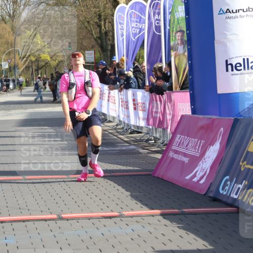 12.04.2026 - 45. Internationalen Wilhelmsburger Insellauf Strokosch-Dieckow http://msf.ph/oto/9452238 12.04.2026 10:22:20 Ziel 3930, 3317 meine-sportfotos.de