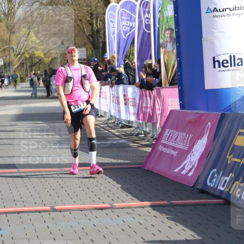 12.04.2026 - 45. Internationalen Wilhelmsburger Insellauf Strokosch-Dieckow http://msf.ph/oto/9452240 12.04.2026 10:22:20 Ziel 3930, 3317 meine-sportfotos.de
