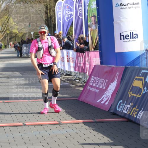 12.04.2026 - 45. Internationalen Wilhelmsburger Insellauf Strokosch-Dieckow http://msf.ph/oto/9452264 12.04.2026 10:22:21 Ziel 3930, 3317, 3771 meine-sportfotos.de