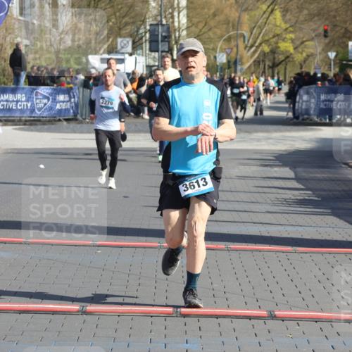 12.04.2026 - 45. Internationalen Wilhelmsburger Insellauf Strokosch-Dieckow http://msf.ph/oto/9452299 12.04.2026 10:34:43 Ziel 3613, 2270 meine-sportfotos.de