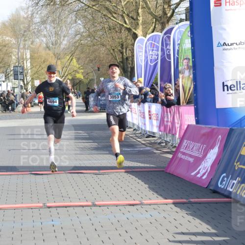12.04.2026 - 45. Internationalen Wilhelmsburger Insellauf Strokosch-Dieckow http://msf.ph/oto/9452329 12.04.2026 10:22:41 Ziel 3053, 4694 meine-sportfotos.de