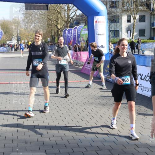 12.04.2026 - 45. Internationalen Wilhelmsburger Insellauf Strokosch-Dieckow http://msf.ph/oto/9452356 12.04.2026 10:35:00 Ziel 2123, 3485 meine-sportfotos.de