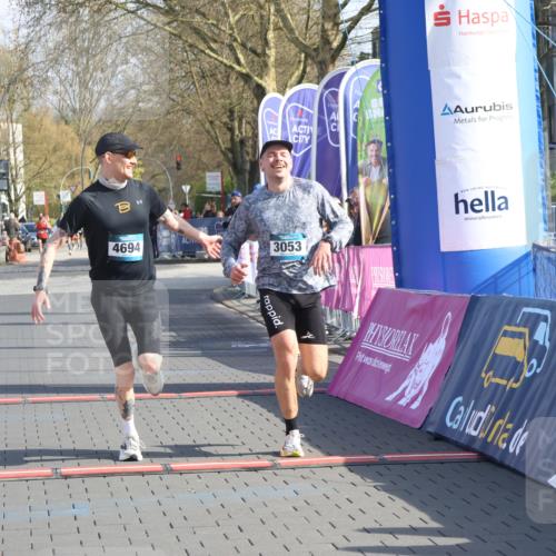 12.04.2026 - 45. Internationalen Wilhelmsburger Insellauf Strokosch-Dieckow http://msf.ph/oto/9452357 12.04.2026 10:22:42 Ziel 3053, 4694 meine-sportfotos.de