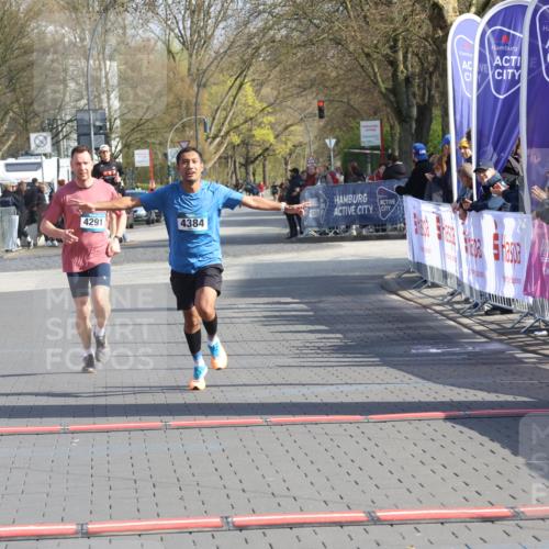 12.04.2026 - 45. Internationalen Wilhelmsburger Insellauf Strokosch-Dieckow http://msf.ph/oto/9452436 12.04.2026 10:23:14 Ziel 4384, 4291 meine-sportfotos.de