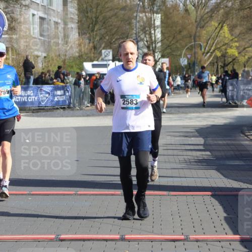 12.04.2026 - 45. Internationalen Wilhelmsburger Insellauf Strokosch-Dieckow http://msf.ph/oto/9452466 12.04.2026 10:35:40 Ziel 2497, 2583, 3759, 4127 meine-sportfotos.de