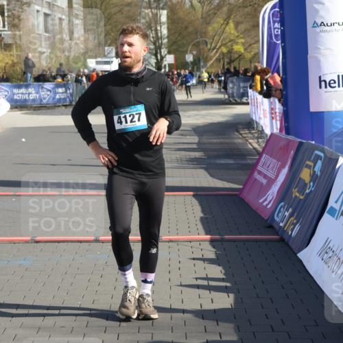 12.04.2026 - 45. Internationalen Wilhelmsburger Insellauf Strokosch-Dieckow http://msf.ph/oto/9452482 12.04.2026 10:35:46 Ziel 4127, 5523 meine-sportfotos.de