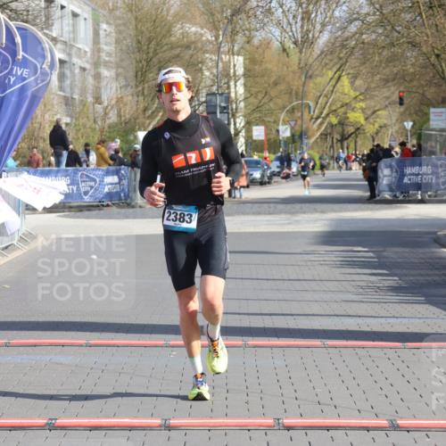 12.04.2026 - 45. Internationalen Wilhelmsburger Insellauf Strokosch-Dieckow http://msf.ph/oto/9452507 12.04.2026 10:23:23 Ziel 2383 meine-sportfotos.de