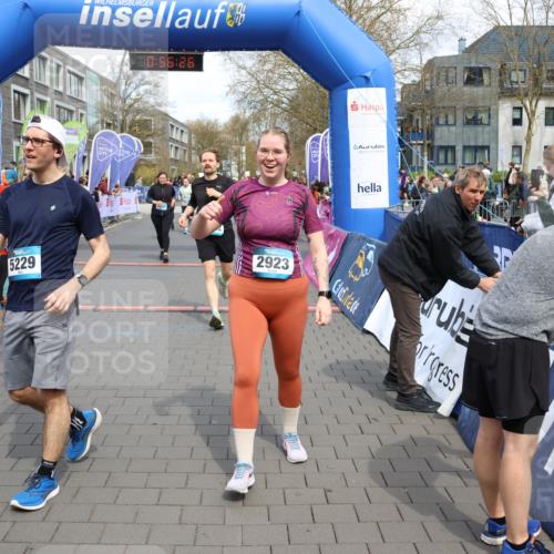 12.04.2026 - 45. Internationalen Wilhelmsburger Insellauf Strokosch-Dieckow http://msf.ph/oto/9452578 12.04.2026 13:09:26 Ziel 2077, 2923, 4652, 2260, 3261, 5324, 3406, 3359, 2981, 5712, 3791 meine-sportfotos.de