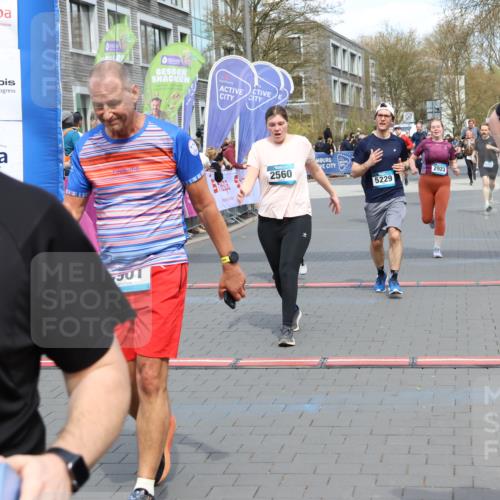 12.04.2026 - 45. Internationalen Wilhelmsburger Insellauf Strokosch-Dieckow http://msf.ph/oto/9452582 12.04.2026 13:09:21 Ziel 4901, 5746, 2560, 5229, 2077, 2923, 4652 meine-sportfotos.de