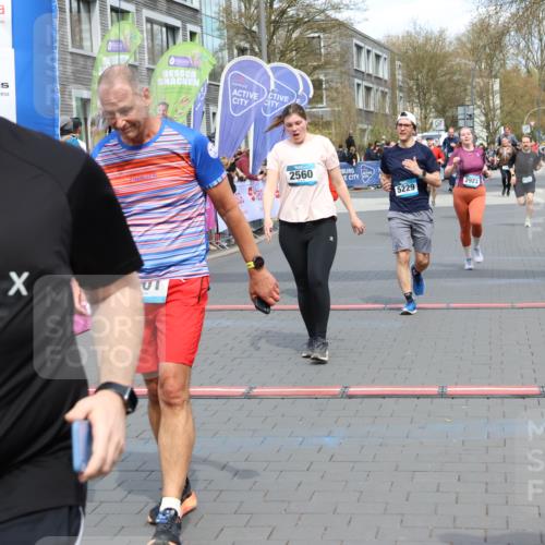 12.04.2026 - 45. Internationalen Wilhelmsburger Insellauf Strokosch-Dieckow http://msf.ph/oto/9452593 12.04.2026 13:09:21 Ziel 4901, 5746, 2560, 5229, 2077, 2923, 4652 meine-sportfotos.de