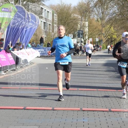 12.04.2026 - 45. Internationalen Wilhelmsburger Insellauf Strokosch-Dieckow http://msf.ph/oto/9452622 12.04.2026 10:24:17 Ziel 3476, 2702 meine-sportfotos.de