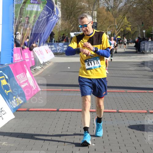 12.04.2026 - 45. Internationalen Wilhelmsburger Insellauf Strokosch-Dieckow http://msf.ph/oto/9452624 12.04.2026 10:36:29 Ziel 2192, 3731, 4118 meine-sportfotos.de