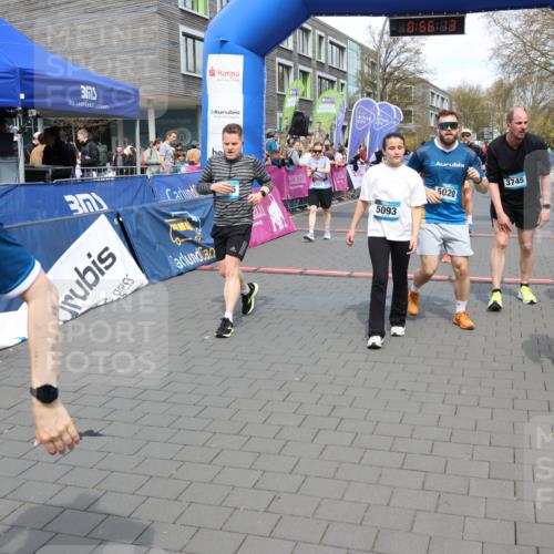 12.04.2026 - 45. Internationalen Wilhelmsburger Insellauf Strokosch-Dieckow http://msf.ph/oto/9452635 12.04.2026 13:09:13 Ziel 5027, 5093, 5020, 4265, 3035, 5305, 4757, 4039, 4901, 5746 meine-sportfotos.de