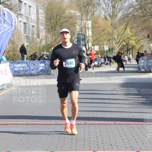 12.04.2026 - 45. Internationalen Wilhelmsburger Insellauf Strokosch-Dieckow http://msf.ph/oto/9452735 12.04.2026 10:24:51 Ziel 2595 meine-sportfotos.de