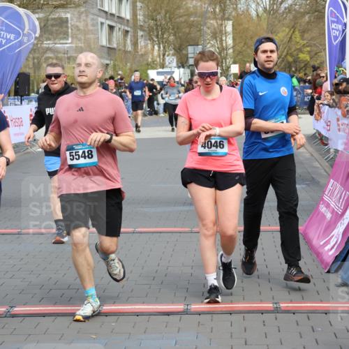 12.04.2026 - 45. Internationalen Wilhelmsburger Insellauf Strokosch-Dieckow http://msf.ph/oto/9452750 12.04.2026 13:08:49 Ziel 4454, 4046, 4824, 5548, 5547, 4640, 5231, 5306 meine-sportfotos.de