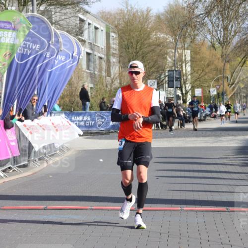 12.04.2026 - 45. Internationalen Wilhelmsburger Insellauf Strokosch-Dieckow http://msf.ph/oto/9452777 12.04.2026 10:25:03 Ziel 4143 meine-sportfotos.de