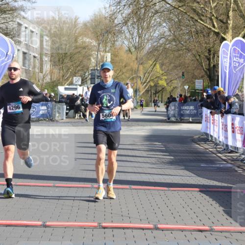 12.04.2026 - 45. Internationalen Wilhelmsburger Insellauf Strokosch-Dieckow http://msf.ph/oto/9452792 12.04.2026 10:25:13 Ziel 5609, 4296 meine-sportfotos.de