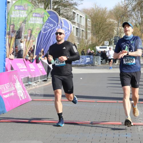 12.04.2026 - 45. Internationalen Wilhelmsburger Insellauf Strokosch-Dieckow http://msf.ph/oto/9452809 12.04.2026 10:25:13 Ziel 5609, 4296 meine-sportfotos.de