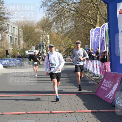 12.04.2026 - 45. Internationalen Wilhelmsburger Insellauf Strokosch-Dieckow http://msf.ph/oto/9452817 12.04.2026 10:25:19 Ziel 3558, 4495 meine-sportfotos.de
