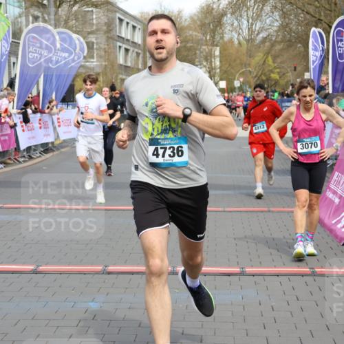 12.04.2026 - 45. Internationalen Wilhelmsburger Insellauf Strokosch-Dieckow http://msf.ph/oto/9452839 12.04.2026 13:08:34 Ziel 3070, 4736, 4149, 4912, 4300, 3135, 3795 meine-sportfotos.de