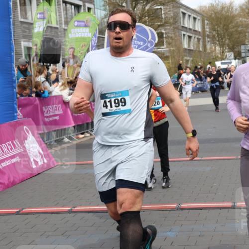 12.04.2026 - 45. Internationalen Wilhelmsburger Insellauf Strokosch-Dieckow http://msf.ph/oto/9452856 12.04.2026 13:08:30 Ziel 4161, 5753, 4218, 4199, 5220, 3070, 4736, 4149 meine-sportfotos.de