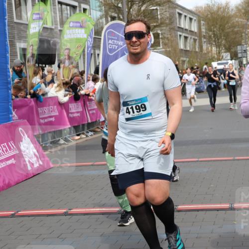 12.04.2026 - 45. Internationalen Wilhelmsburger Insellauf Strokosch-Dieckow http://msf.ph/oto/9452868 12.04.2026 13:08:29 Ziel 5568, 4161, 5753, 4218, 4199, 5220, 3070, 4736 meine-sportfotos.de