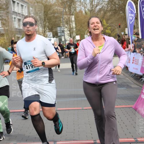 12.04.2026 - 45. Internationalen Wilhelmsburger Insellauf Strokosch-Dieckow http://msf.ph/oto/9452871 12.04.2026 13:08:29 Ziel 5568, 4161, 5753, 4218, 4199, 5220, 3070, 4736 meine-sportfotos.de
