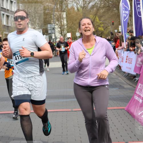 12.04.2026 - 45. Internationalen Wilhelmsburger Insellauf Strokosch-Dieckow http://msf.ph/oto/9452875 12.04.2026 13:08:29 Ziel 5568, 4161, 5753, 4218, 4199, 5220, 3070, 4736 meine-sportfotos.de