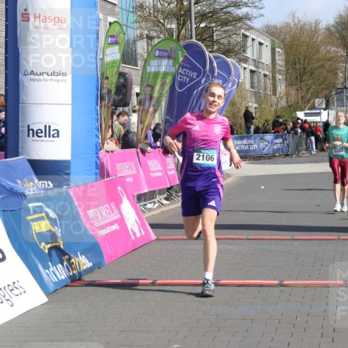 12.04.2026 - 45. Internationalen Wilhelmsburger Insellauf Strokosch-Dieckow http://msf.ph/oto/9452904 12.04.2026 10:37:34 Ziel 2106, 4467 meine-sportfotos.de