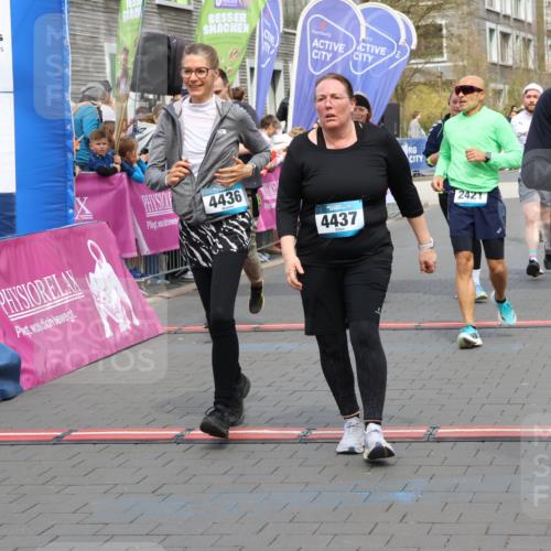12.04.2026 - 45. Internationalen Wilhelmsburger Insellauf Strokosch-Dieckow http://msf.ph/oto/9452960 12.04.2026 13:08:12 Ziel 2728, 2478, 2477, 5564, 4437, 4436, 2421, 4676, 3868, 4405, 4725, 4416, 3970, 4795 meine-sportfotos.de