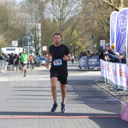 12.04.2026 - 45. Internationalen Wilhelmsburger Insellauf Strokosch-Dieckow http://msf.ph/oto/9452966 12.04.2026 10:26:02 Ziel 3578 meine-sportfotos.de