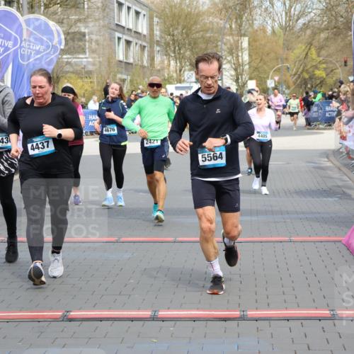 12.04.2026 - 45. Internationalen Wilhelmsburger Insellauf Strokosch-Dieckow http://msf.ph/oto/9452981 12.04.2026 13:08:11 Ziel 5401, 2728, 2478, 2477, 5564, 4437, 4436, 2421, 4676, 3868, 4405, 4725, 4416, 3970 meine-sportfotos.de