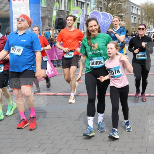 12.04.2026 - 45. Internationalen Wilhelmsburger Insellauf Strokosch-Dieckow http://msf.ph/oto/9453078 12.04.2026 13:07:52 Ziel 5078, 2925, 5226, 2745, 5028, 5148 meine-sportfotos.de