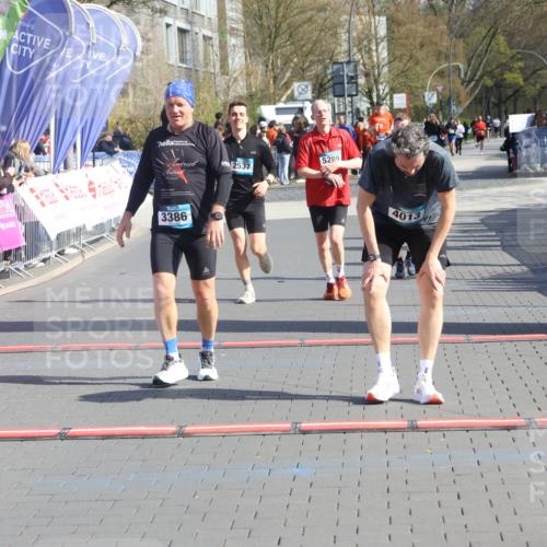 12.04.2026 - 45. Internationalen Wilhelmsburger Insellauf Strokosch-Dieckow http://msf.ph/oto/9453113 12.04.2026 10:38:22 Ziel 2105, 4013, 3386, 5289, 2537, 2020 meine-sportfotos.de