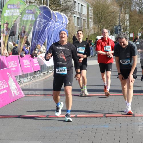 12.04.2026 - 45. Internationalen Wilhelmsburger Insellauf Strokosch-Dieckow http://msf.ph/oto/9453129 12.04.2026 10:38:24 Ziel 4013, 3386, 5289, 2537, 2020 meine-sportfotos.de