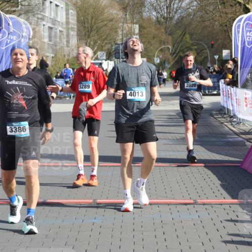 12.04.2026 - 45. Internationalen Wilhelmsburger Insellauf Strokosch-Dieckow http://msf.ph/oto/9453132 12.04.2026 10:38:25 Ziel 4013, 3386, 5289, 2537, 2020 meine-sportfotos.de