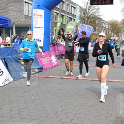 12.04.2026 - 45. Internationalen Wilhelmsburger Insellauf Strokosch-Dieckow http://msf.ph/oto/9453140 12.04.2026 13:07:45 Ziel 5202, 4094, 3672, 5497, 5499, 5461, 3242, 5078 meine-sportfotos.de