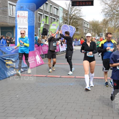 12.04.2026 - 45. Internationalen Wilhelmsburger Insellauf Strokosch-Dieckow http://msf.ph/oto/9453159 12.04.2026 13:07:44 Ziel 5202, 4094, 3672, 5497, 5499, 5461, 3242, 5078 meine-sportfotos.de