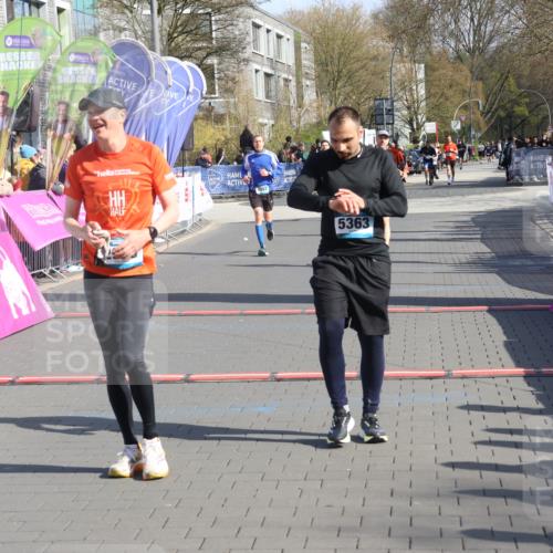 12.04.2026 - 45. Internationalen Wilhelmsburger Insellauf Strokosch-Dieckow http://msf.ph/oto/9453161 12.04.2026 10:38:33 Ziel 5363, 2986, 5732 meine-sportfotos.de