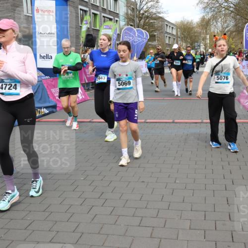 12.04.2026 - 45. Internationalen Wilhelmsburger Insellauf Strokosch-Dieckow http://msf.ph/oto/9453188 12.04.2026 13:07:41 Ziel 5069, 5076, 4723, 4724, 2943, 4722, 5202, 4094, 3672, 5497, 5499, 5461 meine-sportfotos.de