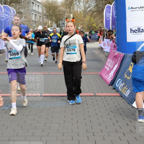 12.04.2026 - 45. Internationalen Wilhelmsburger Insellauf Strokosch-Dieckow http://msf.ph/oto/9453201 12.04.2026 13:07:39 Ziel 5713, 5194, 5069, 5076, 4723, 4724, 2943, 4722, 5202, 4094, 3672, 5497, 5499, 5461 meine-sportfotos.de