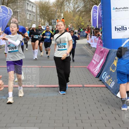 12.04.2026 - 45. Internationalen Wilhelmsburger Insellauf Strokosch-Dieckow http://msf.ph/oto/9453205 12.04.2026 13:07:39 Ziel 5713, 5194, 5069, 5076, 4723, 4724, 2943, 4722, 5202, 4094, 3672, 5497, 5499, 5461 meine-sportfotos.de